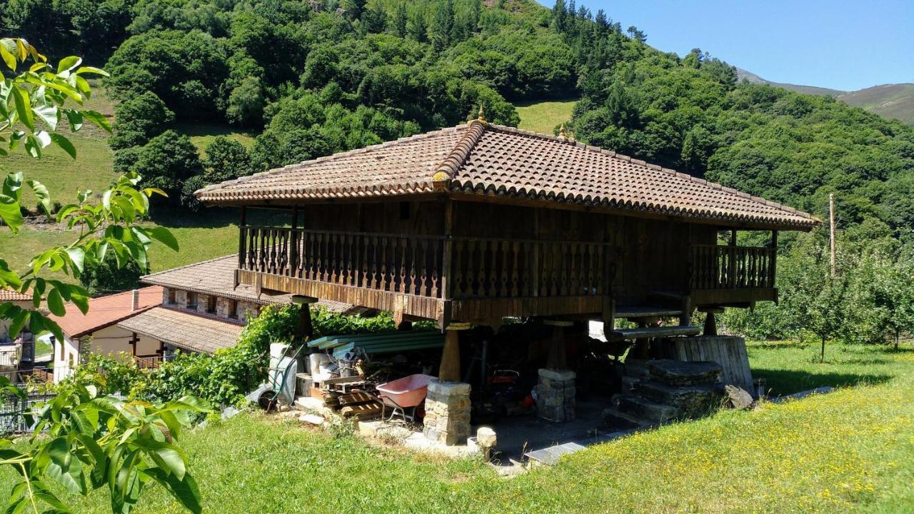 Casa Gayon Lägenhet Pola de Allande Exteriör bild