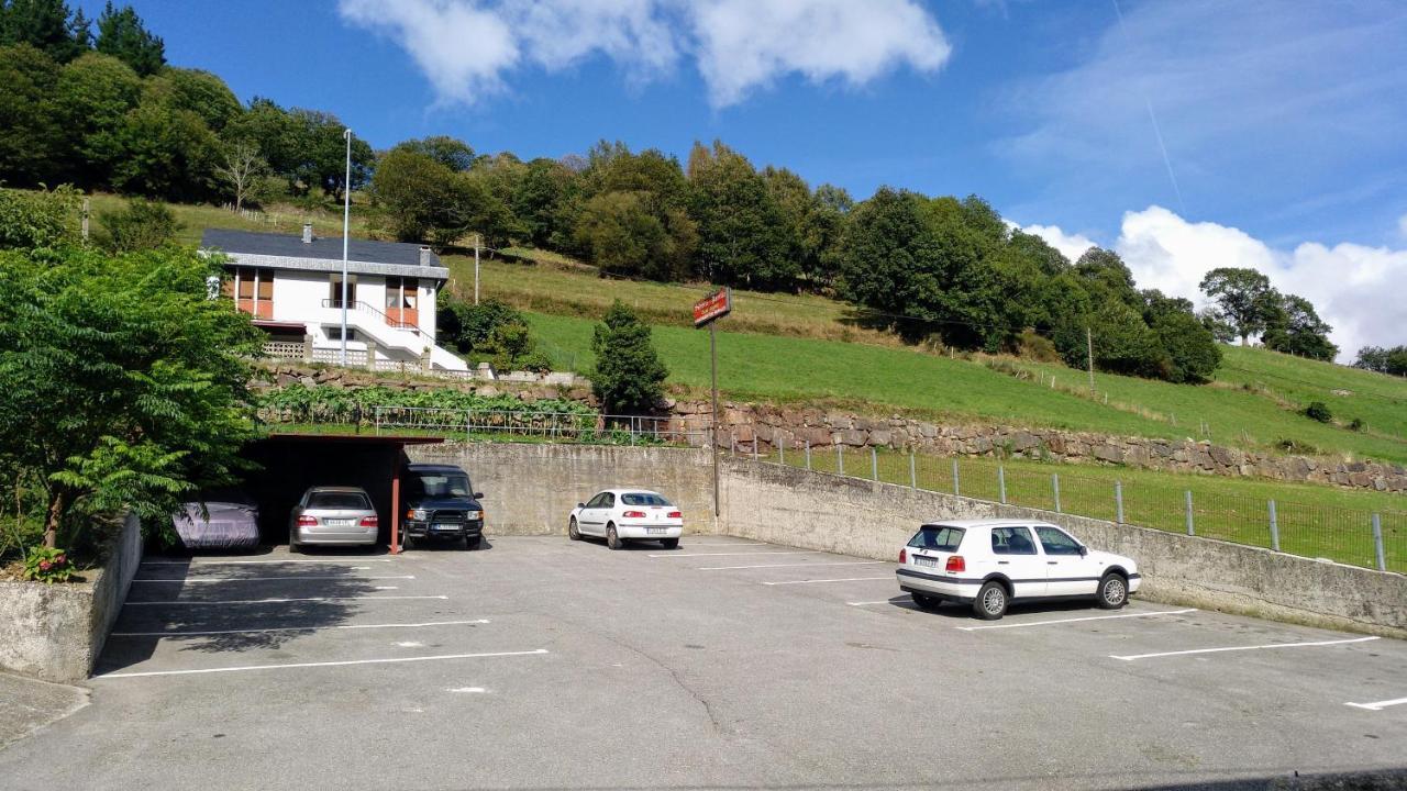 Casa Gayon Lägenhet Pola de Allande Exteriör bild