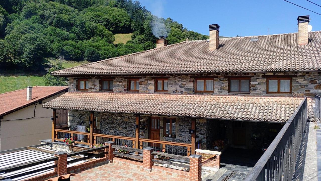 Casa Gayon Lägenhet Pola de Allande Exteriör bild