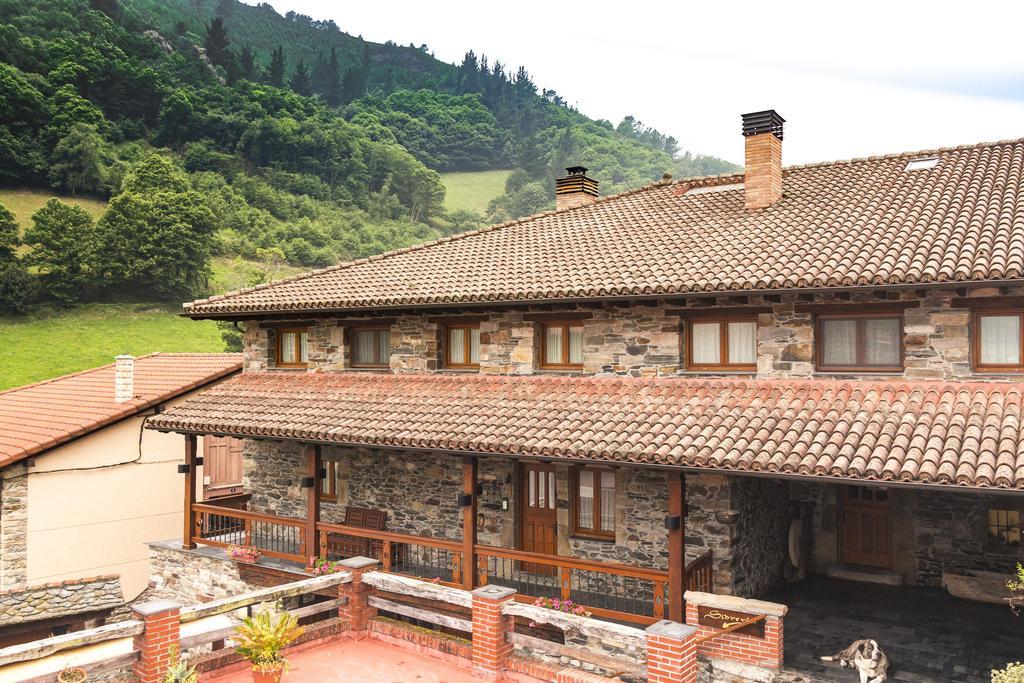 Casa Gayon Lägenhet Pola de Allande Exteriör bild