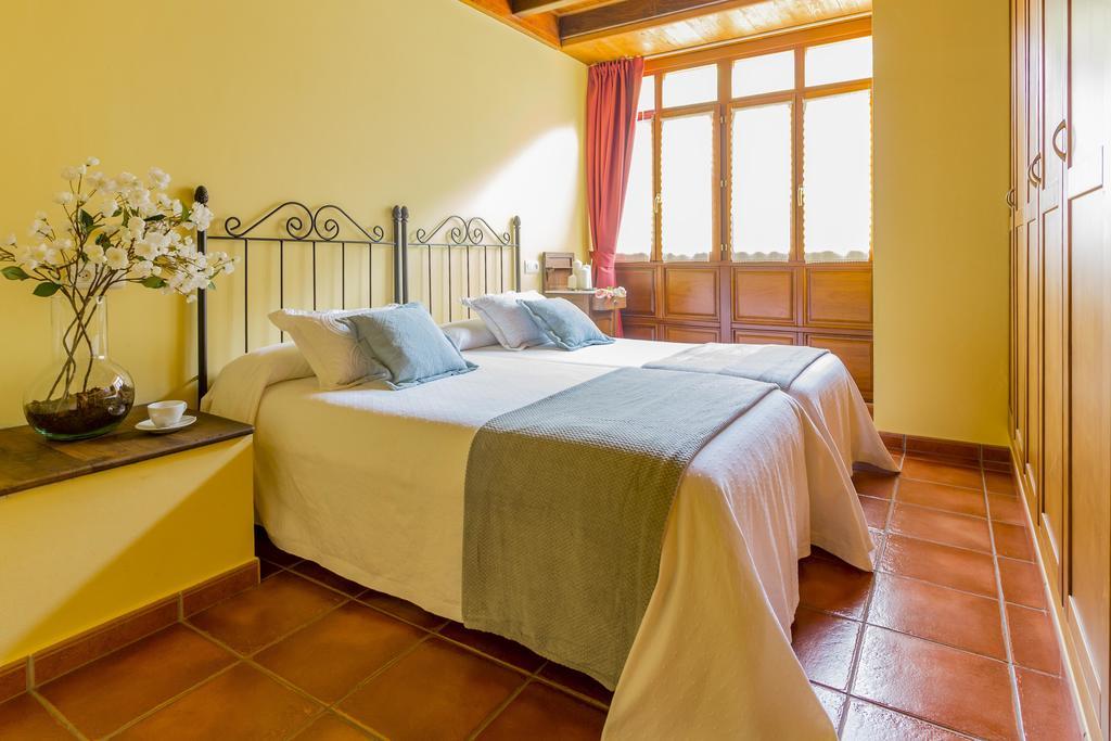 Casa Gayon Lägenhet Pola de Allande Exteriör bild